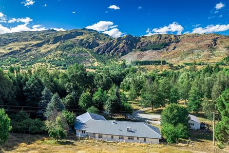 Photo of property in 752 Malaghans Road, Speargrass Flat, Queenstown, 9371