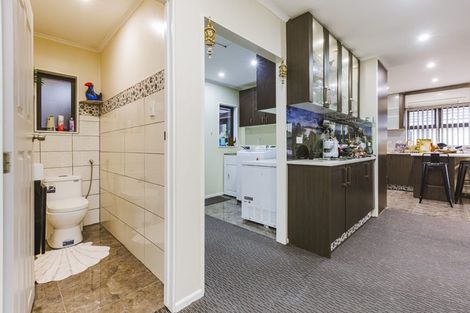 Photo of property in 73 Blake Road, Mangere East, Auckland, 2024