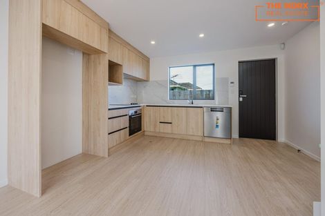 Photo of property in 2/10 Richard Road, Mangere, Auckland, 2022