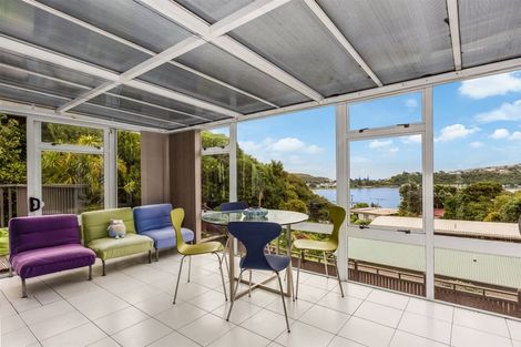 Photo of property in 5 Trevor Terrace, Paremata, Porirua, 5024
