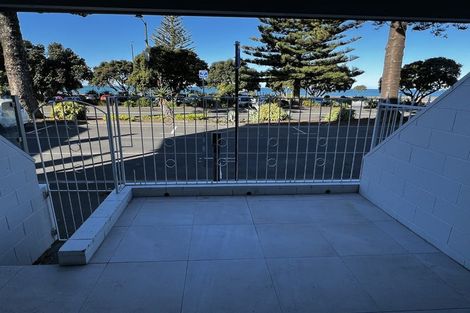 Photo of property in 237 Marine Parade, Napier South, Napier, 4110