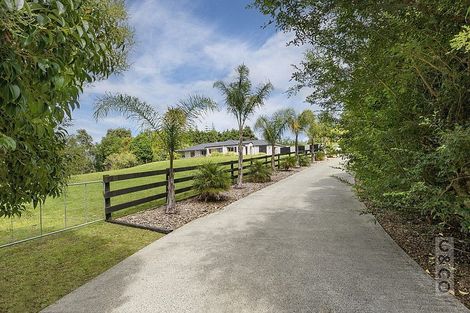 Photo of property in 371 Old North Road, Kumeu, 0892
