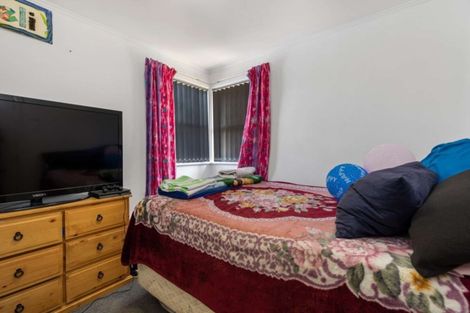 Photo of property in 33 Orion Street, Papakura, 2110