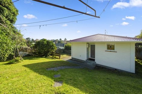 Photo of property in 18 Tarawa Street, Paekakariki, 5034