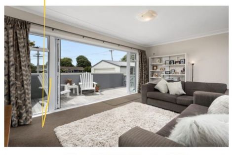 Photo of property in 74 Queen Road, Bellevue, Tauranga, 3110