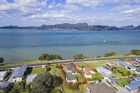 Photo of property in 209a One Tree Point Road, One Tree Point, 0118