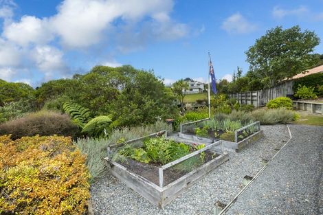 Photo of property in 12 Sylvan Way, Silverstream, Upper Hutt, 5019