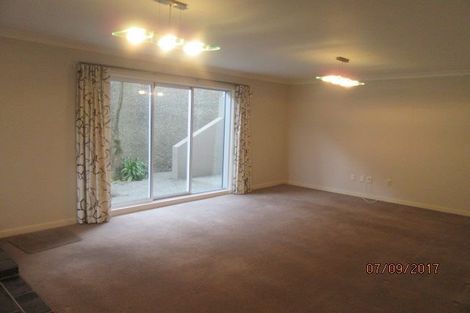 Photo of property in 225 Muritai Road, Eastbourne, Lower Hutt, 5013