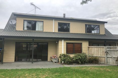 Photo of property in 48 Lakeside Drive, Orewa, 0931