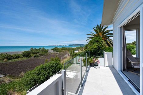 Photo of property in 2 Collison Terrace, Haumoana, 4102