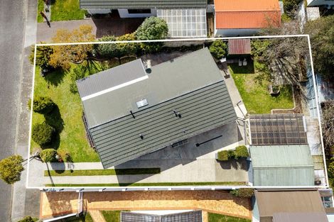 Photo of property in 8 Roband Crescent, Brown Owl, Upper Hutt, 5018
