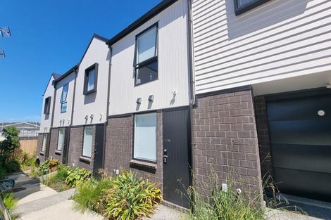 Photo of property in 9/3234 Great North Road, New Lynn, Auckland, 0600