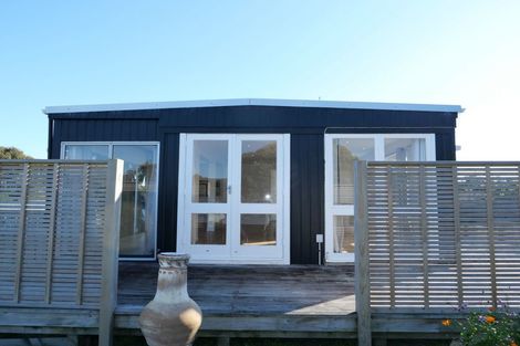 Photo of property in 29 Titoki Road, Waikanae Beach, Waikanae, 5036