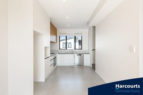 Photo of property in 15/28 Lavelle Road, Henderson, Auckland, 0612