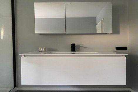 Photo of property in 1/106 Monarch Avenue, Hillcrest, Auckland, 0627