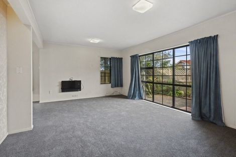 Photo of property in 42 Satara Crescent, Khandallah, Wellington, 6035