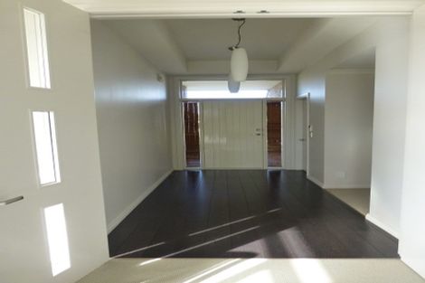 Photo of property in 17 Foresters Crescent, Parklands, Christchurch, 8083