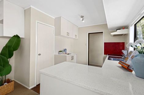 Photo of property in 2/130 Glamorgan Drive, Torbay, Auckland, 0630