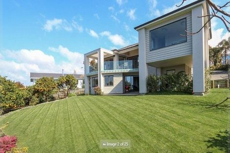 Photo of property in 1a Burford Place, Mellons Bay, Auckland, 2014