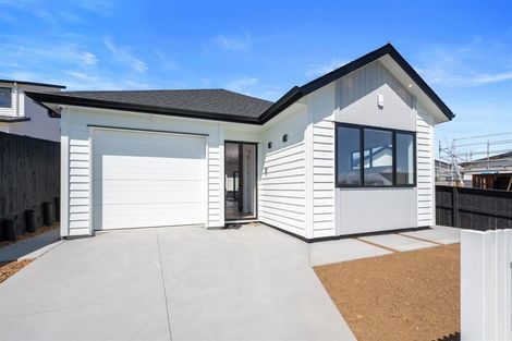 Photo of property in 52 Whakairo Crescent, Gulf Harbour, Whangaparaoa, 0930