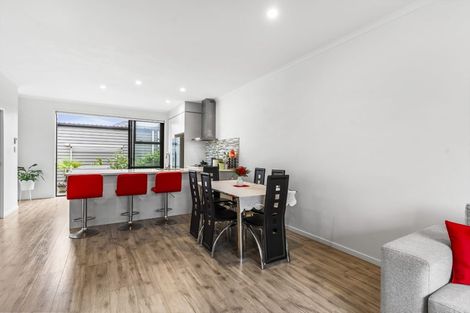 Photo of property in 20 Rere Close, Takanini, 2112