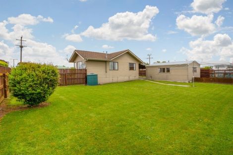 Photo of property in 5 Cemetery Road, Sanson, 4817
