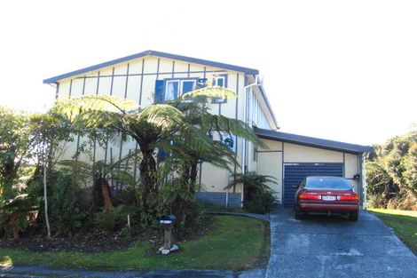 Photo of property in 21 Stirling Drive, Greymouth, 7805