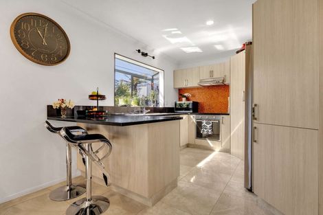 Photo of property in 1 Stonebridge Park Drive, Holdens Bay, Rotorua, 3010