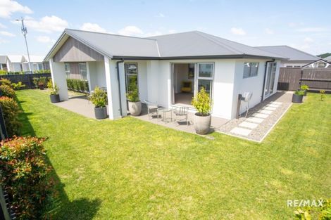 Photo of property in 54 Penetaka Heights, Pyes Pa, Tauranga, 3112