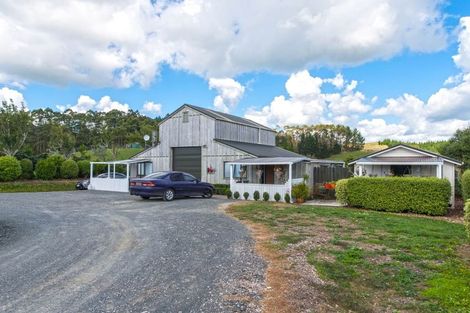 Photo of property in 480 Creightons Road, Clevedon, Papakura, 2582