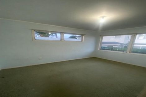 Photo of property in 72 Thompson Terrace, Manurewa, Auckland, 2102