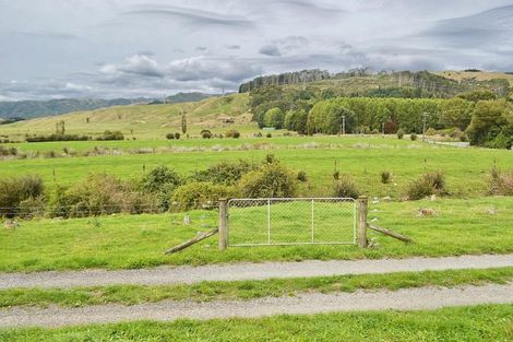 Photo of property in 297 Kuku Road East, Kuku, Levin, 5570