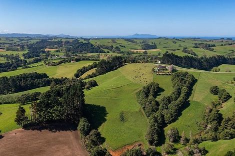 Photo of property in 52 Fishlock Road, Te Arai, Wellsford, 0974