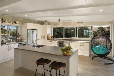 Photo of property in 20 Moana Drive, Tanners Point, Katikati, 3177