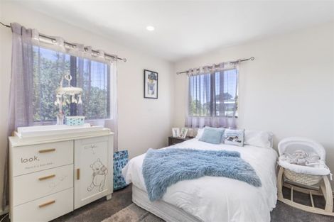 Photo of property in 18 Carento Way, Stanmore Bay, Whangaparaoa, 0932