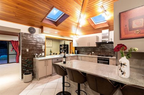 Photo of property in 19 Kitewao Street, Northcote, Auckland, 0627