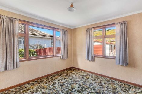 Photo of property in 19 Van Asch Street, Sumner, Christchurch, 8081