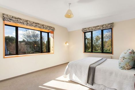 Photo of property in 17 Hanover Place, Ilam, Christchurch, 8041