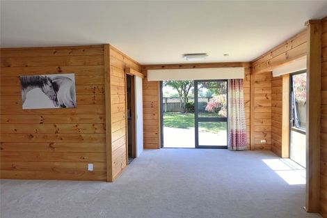 Photo of property in 13 Greenough Place, Rototuna, Hamilton, 3210