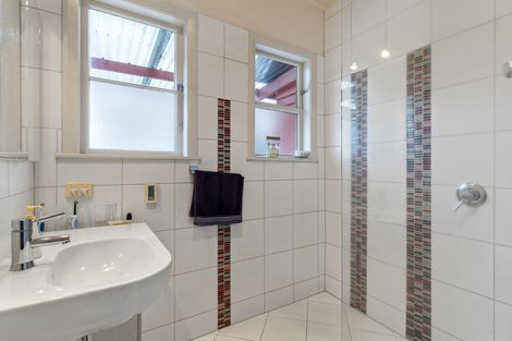 Photo of property in 160 Rosebank Road, Avondale, Auckland, 1026