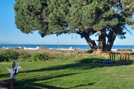 Photo of property in 196 Rarangi Beach Road, Rarangi, Blenheim, 7273