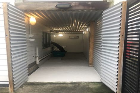 Photo of property in 4 Myrtle Crescent, Mount Cook, Wellington, 6021