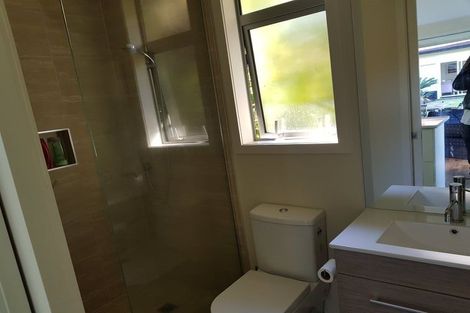 Photo of property in 57d Norwood Road, Bayswater, Auckland, 0622