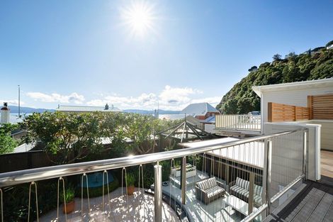 Photo of property in 84 Muritai Road, Eastbourne, Lower Hutt, 5013