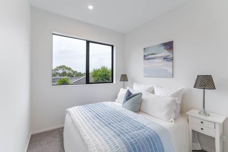 Photo of property in 40d Innismara Avenue, Wattle Downs, Auckland, 2103