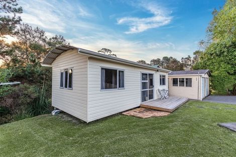 Photo of property in 4 Clayden Drive, Gulf Harbour, Whangaparaoa, 0930