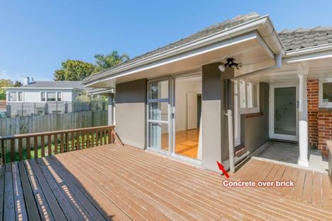Photo of property in 2/1280 New North Road, Avondale, Auckland, 1026