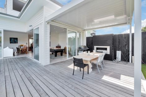 Photo of property in 41 Regina Street, Westmere, Auckland, 1022