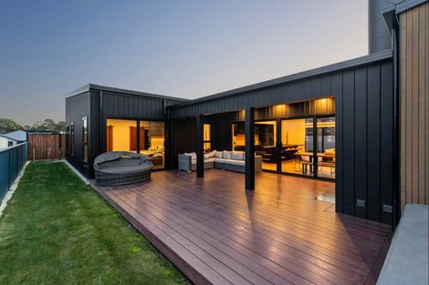 Photo of property in 7 Edenmore Terrace, Fitzherbert, Palmerston North, 4410