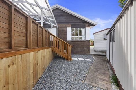 Photo of property in 12 Nedlands Place, Burswood, Auckland, 2013